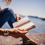 stocksnap-reading-925589